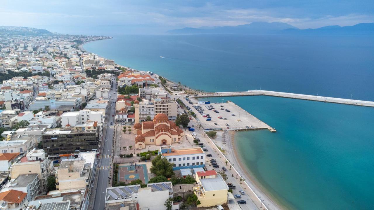 "Tsiftsis" City Apartments Kiáton Exterior foto